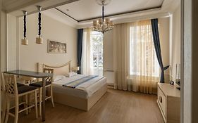 Метро Готель Апартаменти